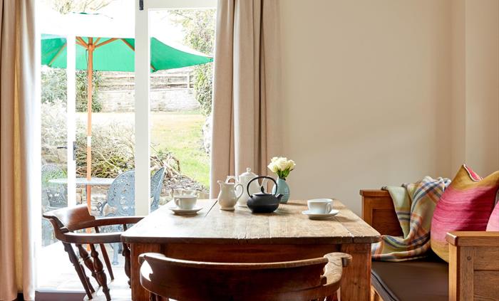 Breakfast Room